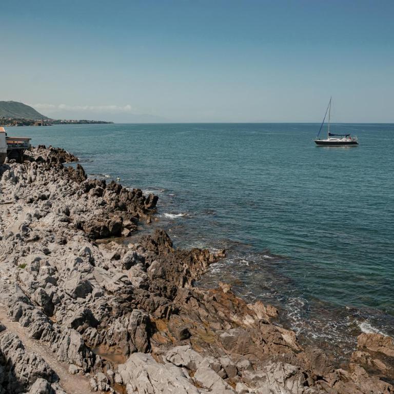 CEFALUX - Torre Bastione sul Mare - Appartamento con 1 Camera da Letto - 68