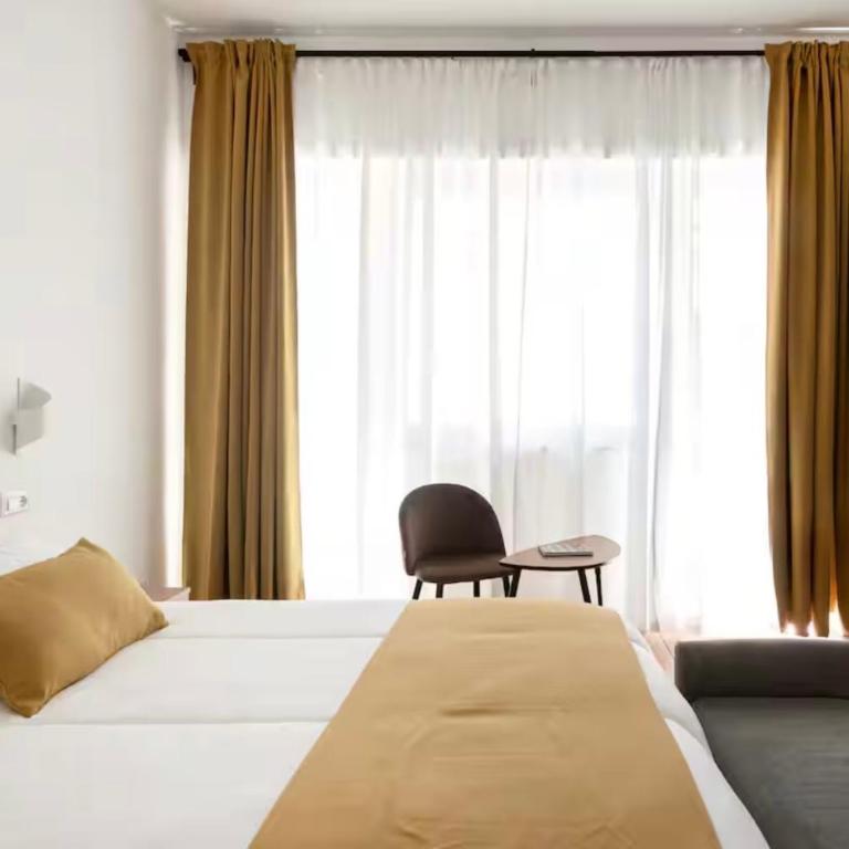 Casa Piccolomini - San Pietro - Appartamento con 2 Camere da Letto, Balcone e Terrazza - 14