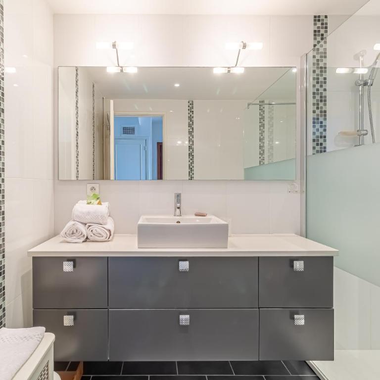 Menton Garavan 2BR by the sea parking - Apartamento - 10