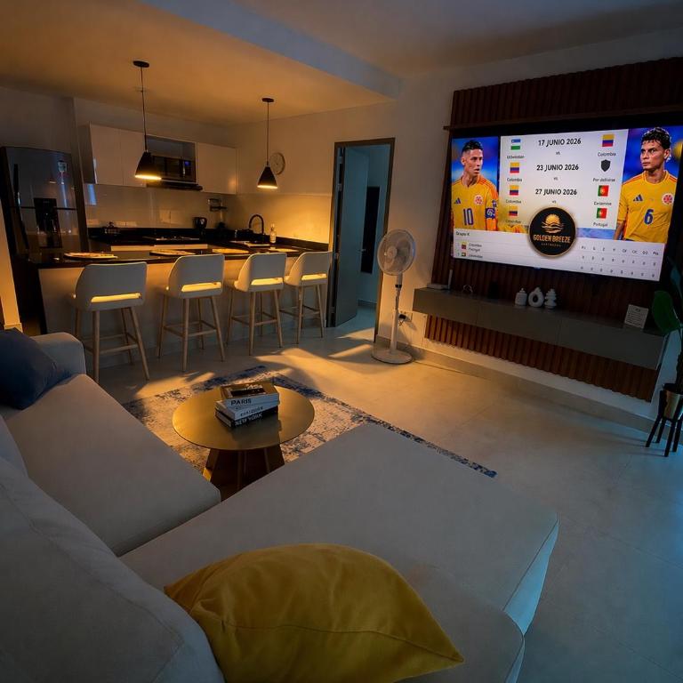 Golden Breeze - Two-Bedroom Apartment - 1