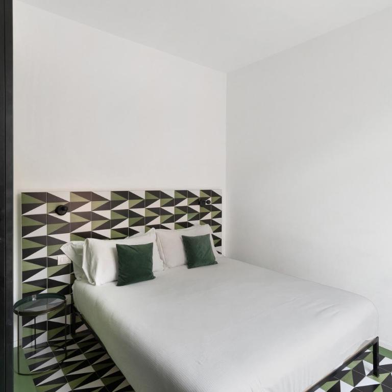 Deluxe Apartments in via Toledo - Appartamento Superior con 1 Camera da Letto e Balcone - 2