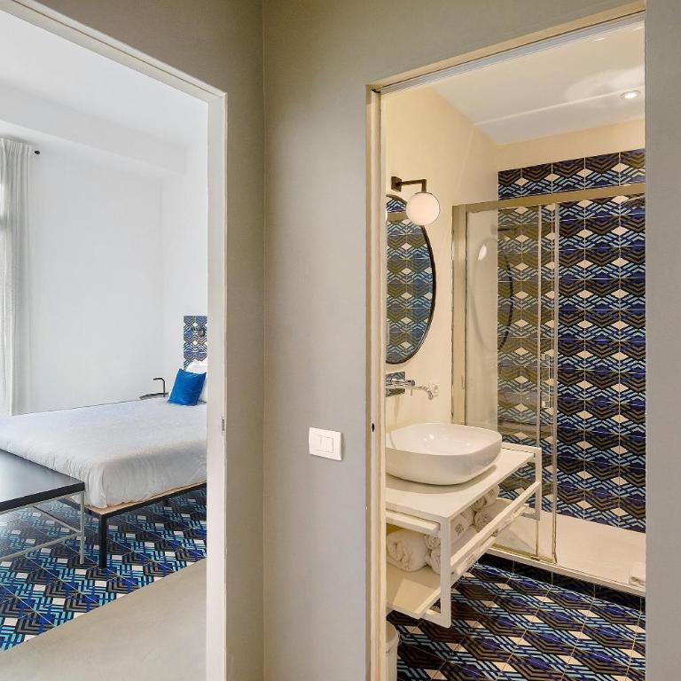 Deluxe Apartments in via Toledo - Appartamento Superior con 1 Camera da Letto e Balcone - 16