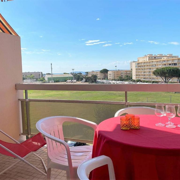 LV010-315 Appartement Studio coin nuit 4 couchages LE LAVANDOU - Studio - 1
