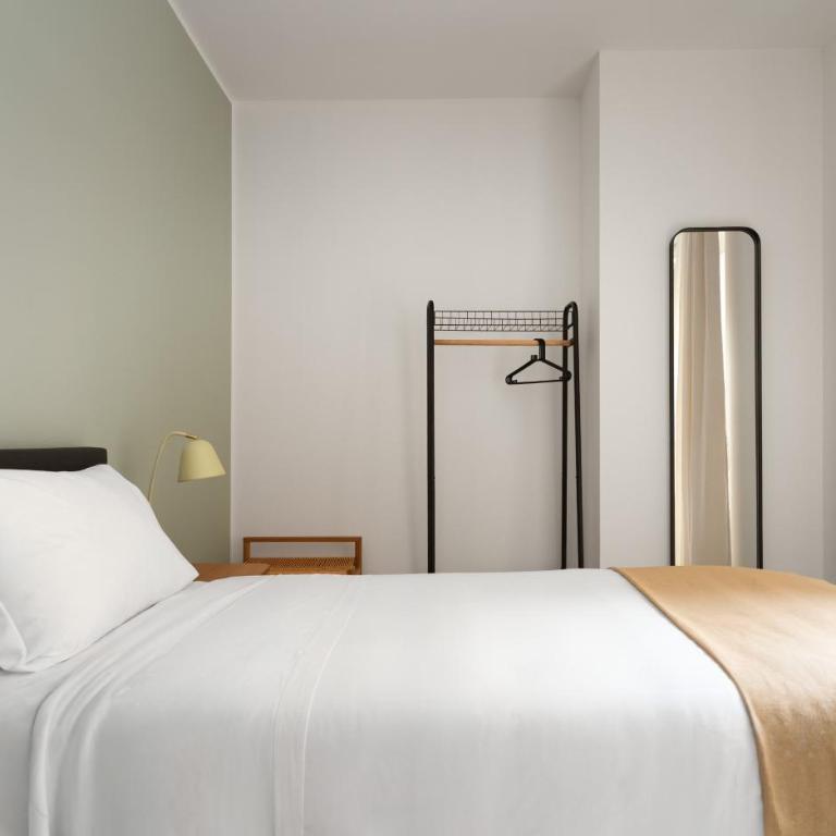 Limehome Milan Navigli - One-Bedroom Family Apartment with Balcony - 10
