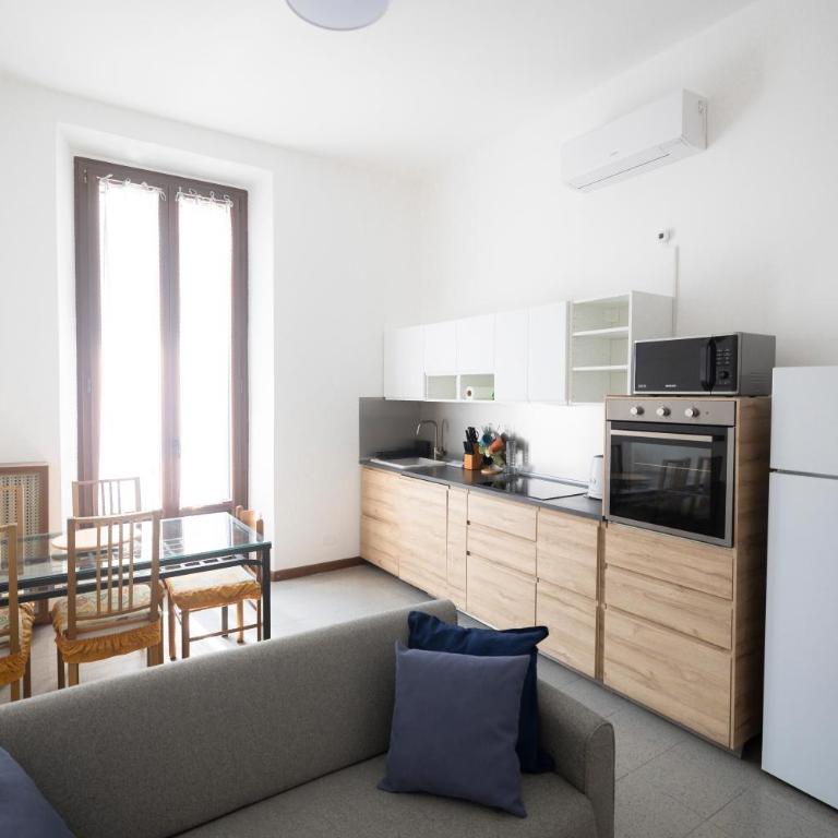 Splendido Trilocale in Zona Isola - Appartamento con 2 Camere da Letto - 1