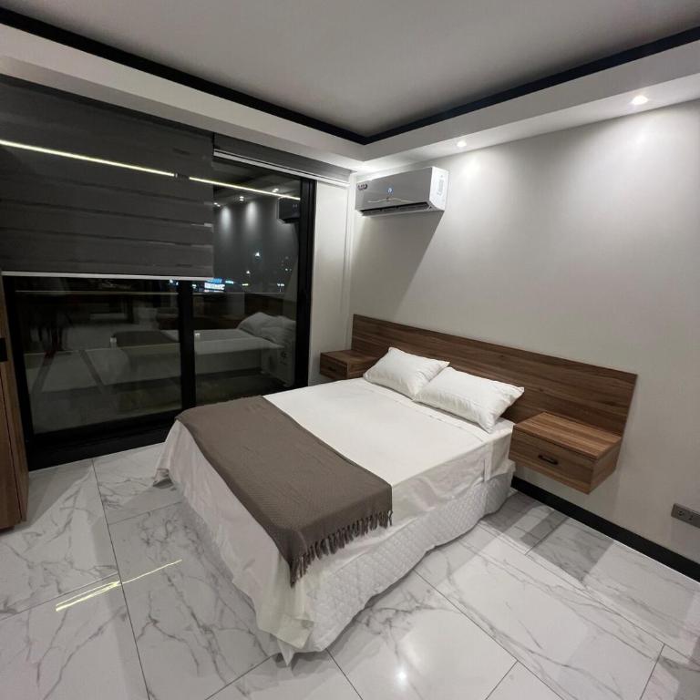 Condominio SKY Eclipse Lujo y confort en la mejor zona - One-Bedroom Apartment - 8