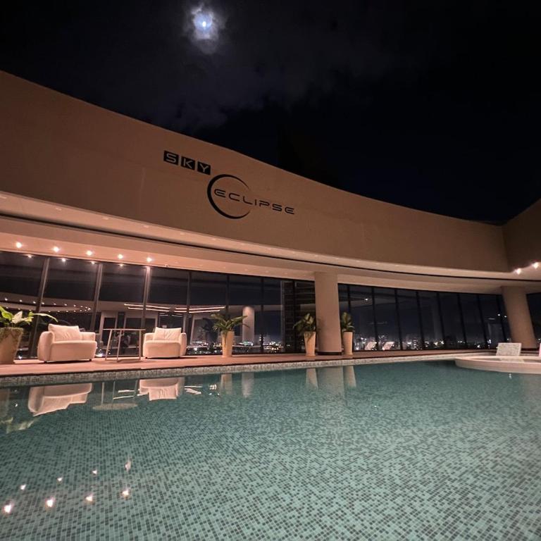 Condominio SKY Eclipse Lujo y confort en la mejor zona - One-Bedroom Apartment - 30
