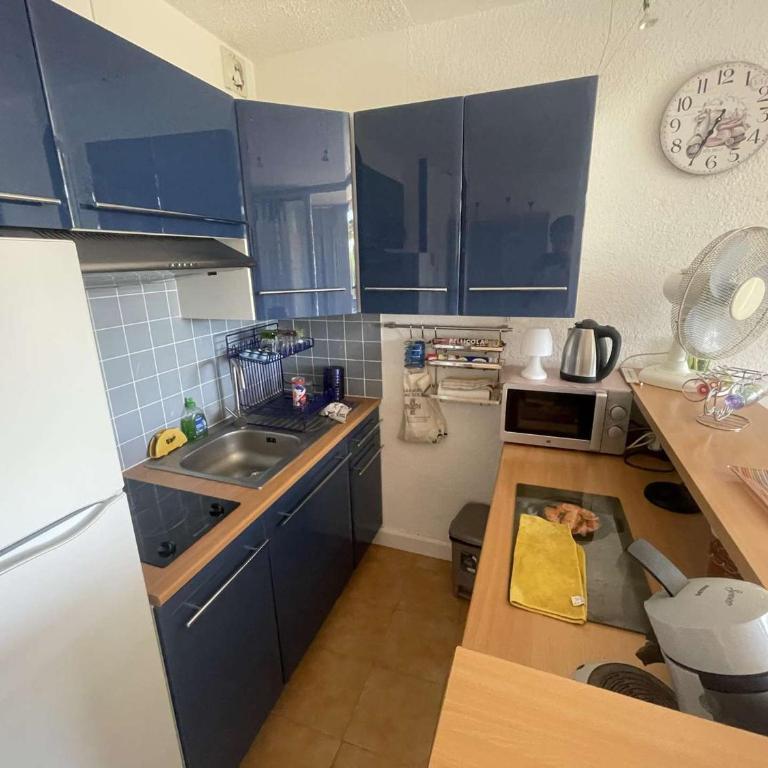 Studio Cabine avec Vue Piscine, Parking Privé - FR-1-328-274 - Estudio - 9