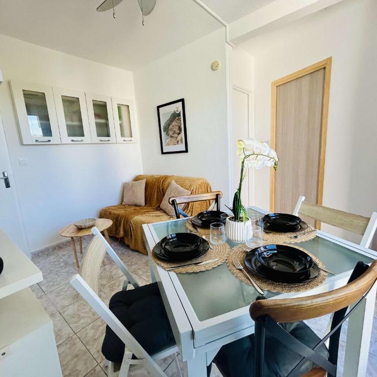 Confortable T2 avec terrasse privée près des Thermes et du centre-ville à Balaruc-les-Bains - FR-1-553-144 - Appartement (2 Adultes) - 4