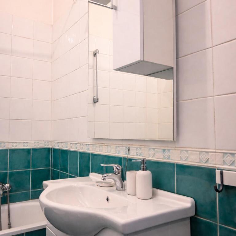 Charming Loft near Colosseum and Termini Station - Parking included - Loft - 20