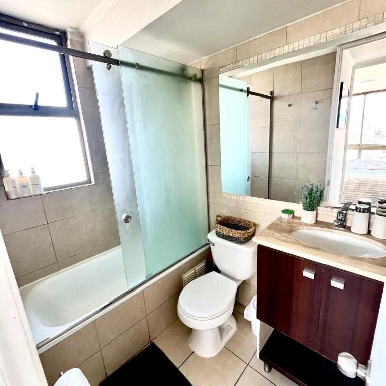 Moderno Depto, Metro, Movistar Arena, parking, downtown - Three-Bedroom Apartment - 20