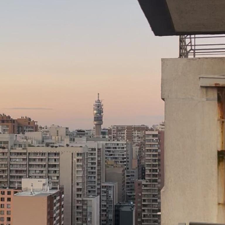 Moderno Depto, Metro, Movistar Arena, parking, downtown - Three-Bedroom Apartment - 31