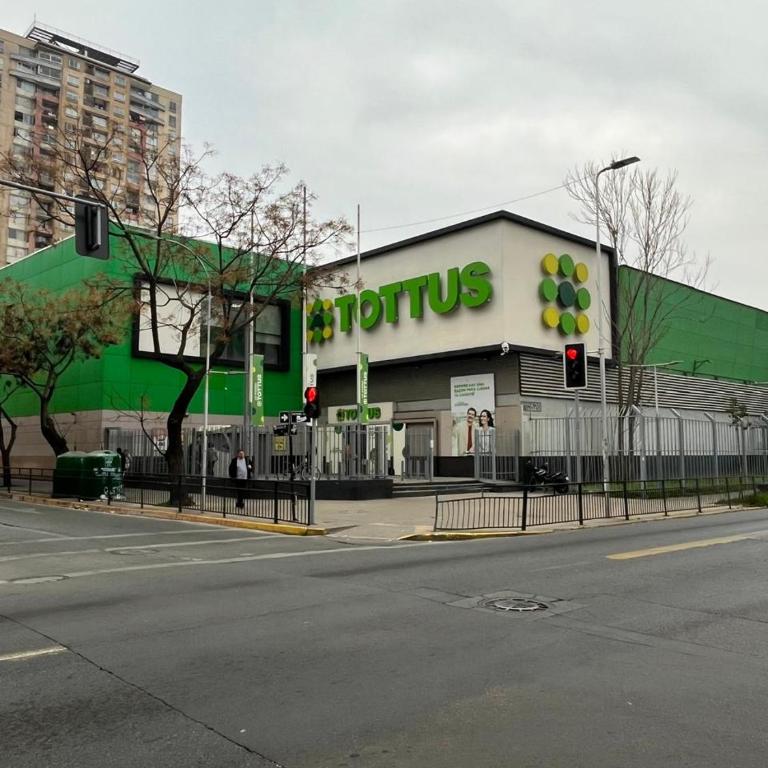 Moderno Depto, Metro, Movistar Arena, parking, downtown - Three-Bedroom Apartment - 35