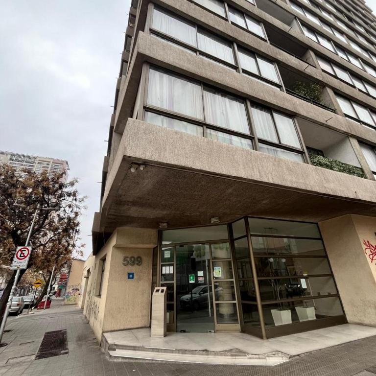 Moderno Depto, Metro, Movistar Arena, parking, downtown - Three-Bedroom Apartment - 37