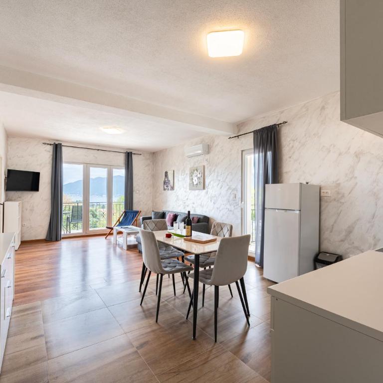 Adriatic Nest Residence - Apartman sa 2 Spavaće Sobe, Balkonom i Pogledom na More - 3