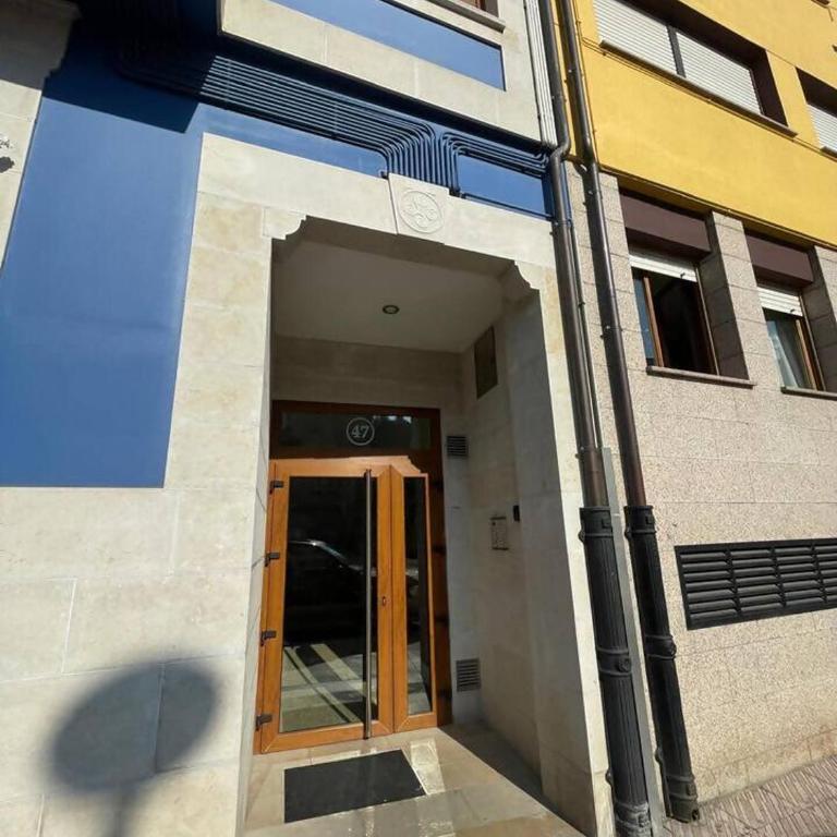 Galeno, en el centro de Cangas de Onís - Apartamento de 2 dormitorios - 27