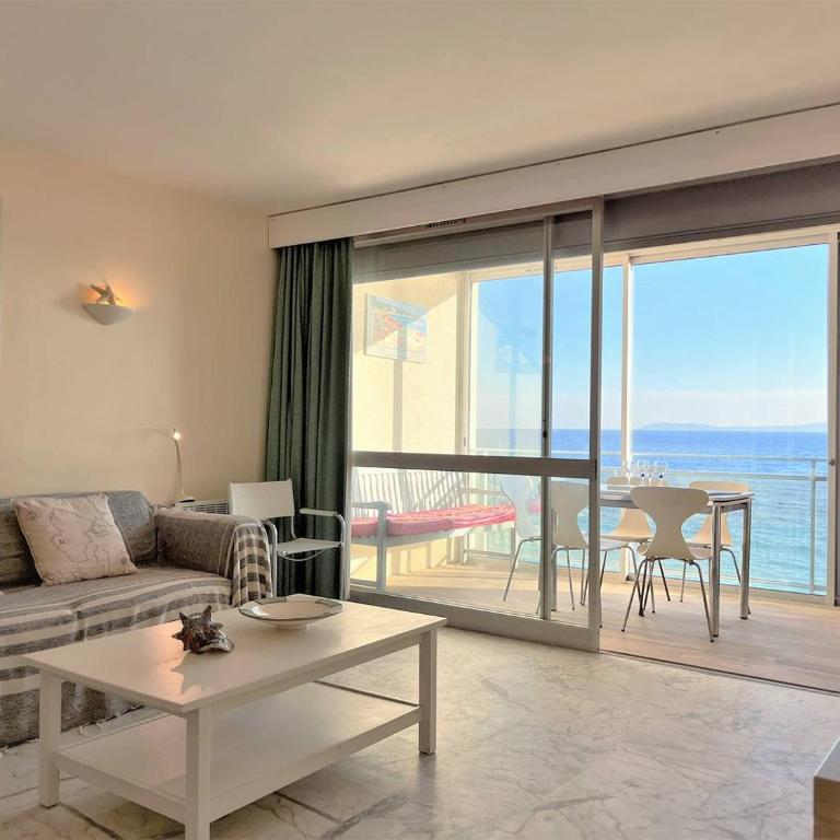CE140-012 Appartement 2 pièces 5 couchages LE LAVANDOU - Apartamento de 1 dormitorio - 1