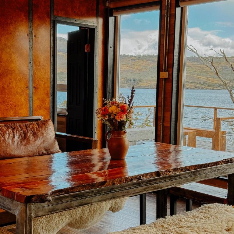 Refugio Laguna Sofía - Two-Bedroom Apartment - 9