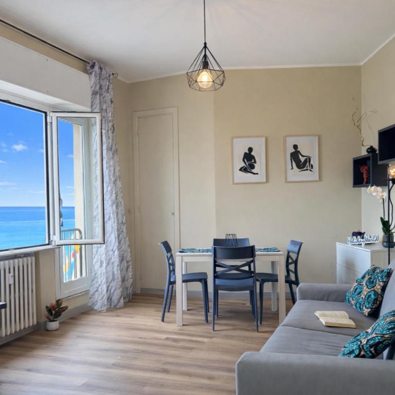 Punto di vista by Holiday World - One-Bedroom Apartment - 1