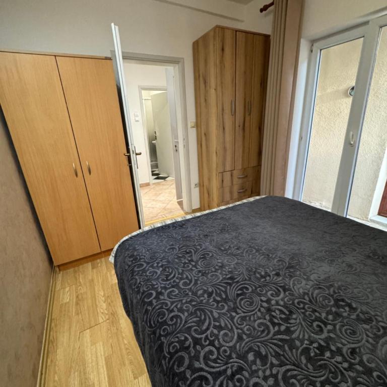 Zecevic apartments - One-Bedroom Apartment with Terrace - 10