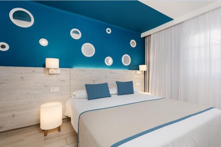 R2 Bahia Kontiki - One-Bedroom Apartment with Sea View (3 Adults) - 1