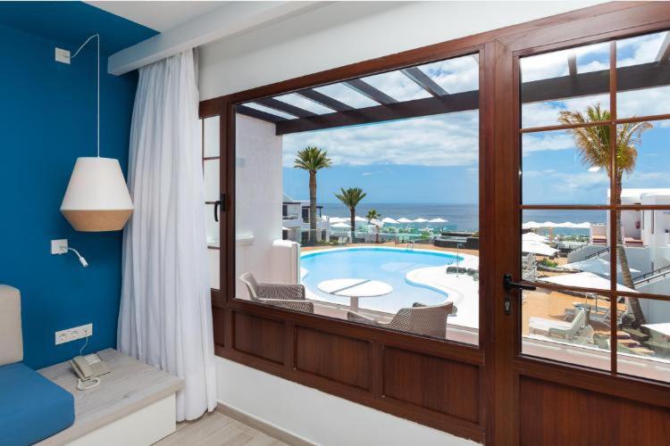 R2 Bahia Kontiki - One-Bedroom Apartment with Sea View (3 Adults) - 4