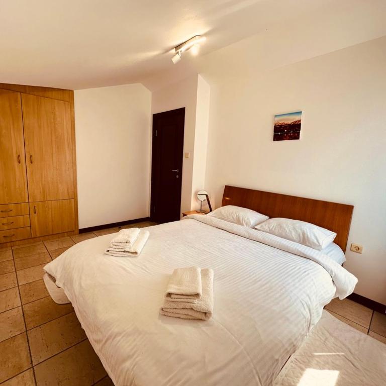 Apart-hotel Villa Lav with Private Beach - Penthouse Apartment - 13