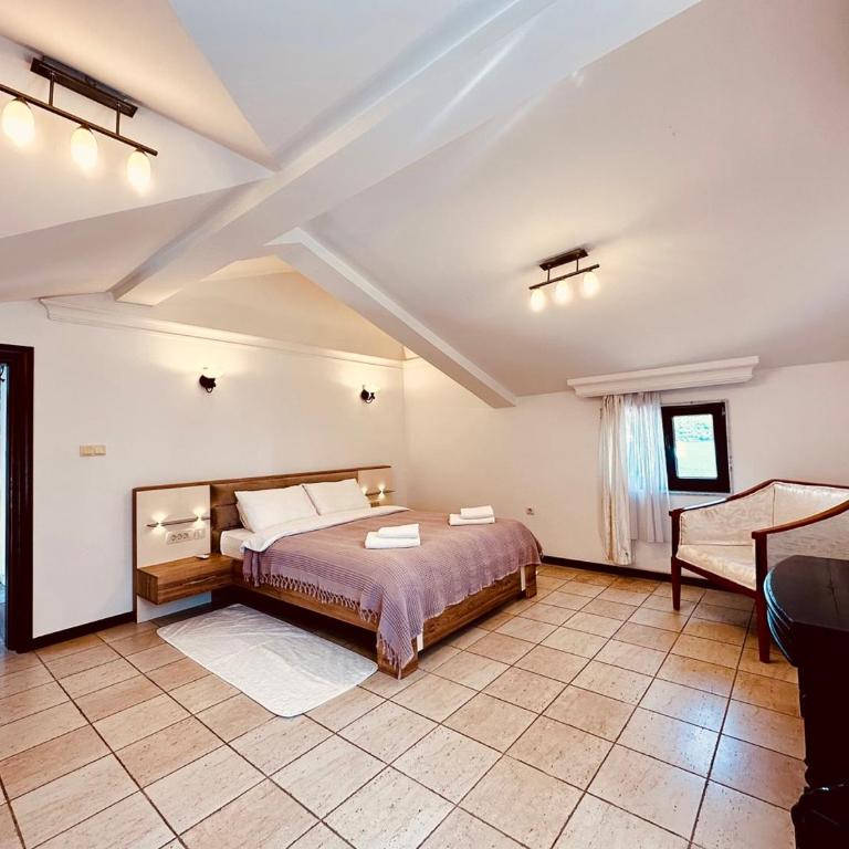 Apart-hotel Villa Lav with Private Beach - Penthouse Apartment - 19