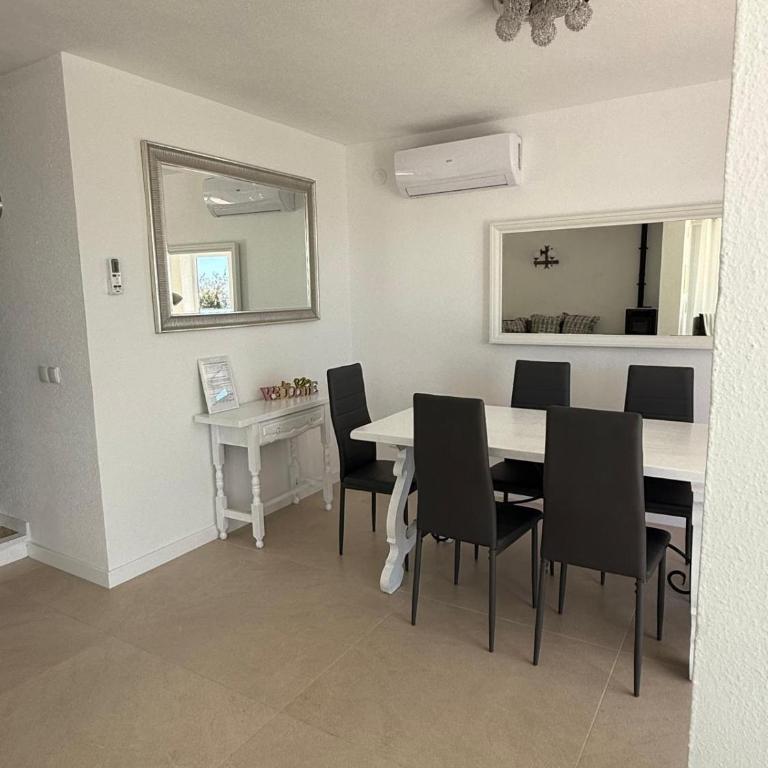 Villa Bouganvilla Parking privado 32 en la playa - Villa - 22