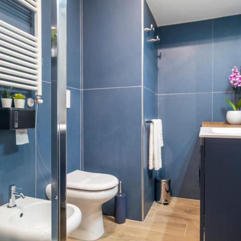 THE SUITEST CHARME Boutique Holiday Apartment Zona Colosseo - Appartamento Premium con 3 Camere da Letto - 32