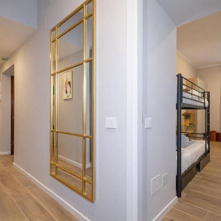 THE SUITEST CHARME Boutique Holiday Apartment Zona Colosseo - Appartamento Premium con 3 Camere da Letto - 37