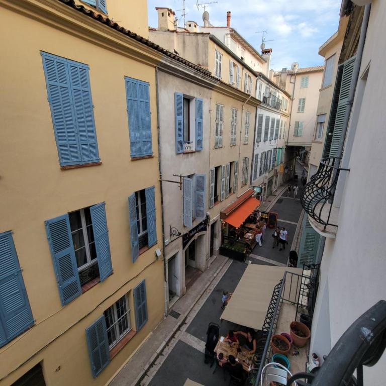 Fabulous 1 bedroom in Antibes old city - Appartement 1 Chambre - 11