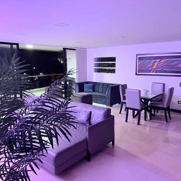 el Cielo - Luxury 3BR Condo - Jacuzzi - Pool - El Poblado - Apartamento de 3 dormitorios con balcón - 7