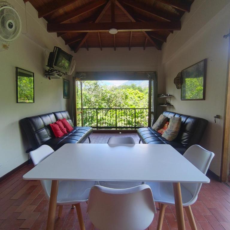 Apartamento Campestre - Hostería florida Tropical - Apartamento de 2 dormitorios con vistas a la montaña - 21