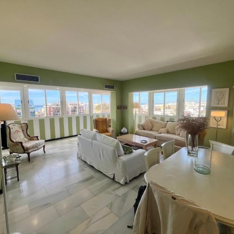 Marbella Center Ricardo Soriano 6 persons - Beach at 250 m - Three-Bedroom Apartment - 6