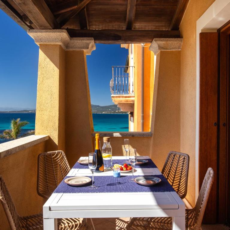 Riviera Collection Apartments by Homey Experience - Casa con 2 Camere da Letto - 5