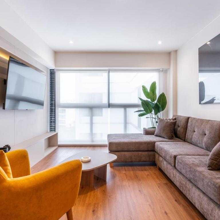 Vasco Núñez Residence by Geko - Two-Bedroom Standard Apartment - 16