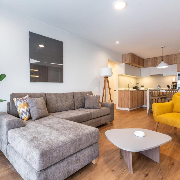 Vasco Núñez Residence by Geko - Two-Bedroom Standard Apartment - 18