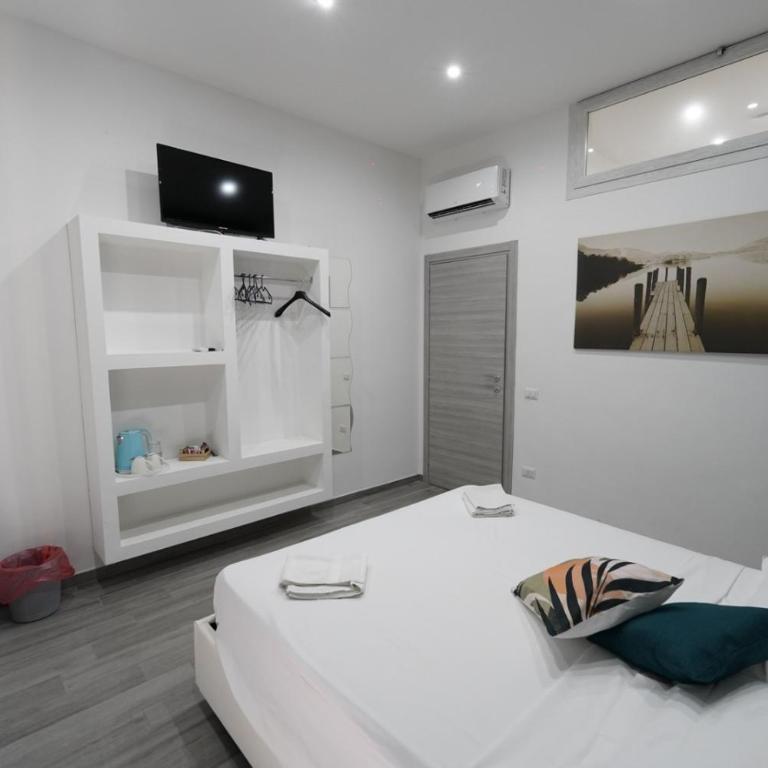 Holiday Garibaldi Luxury Apartment - Appartamento con 1 Camera da Letto - 1