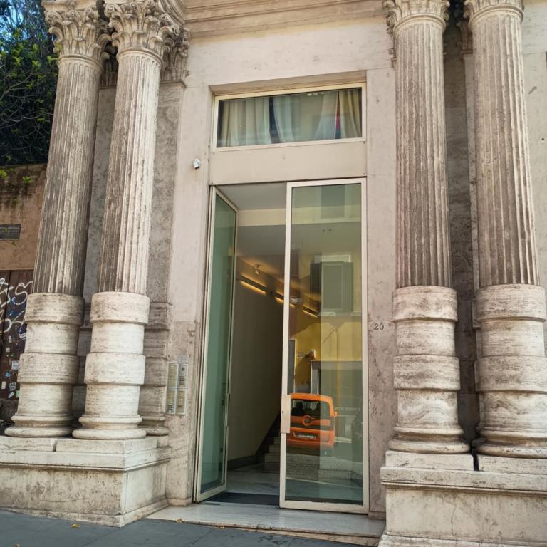 Trevi Fountain Apartment - Appartamento con 1 Camera da Letto - 2