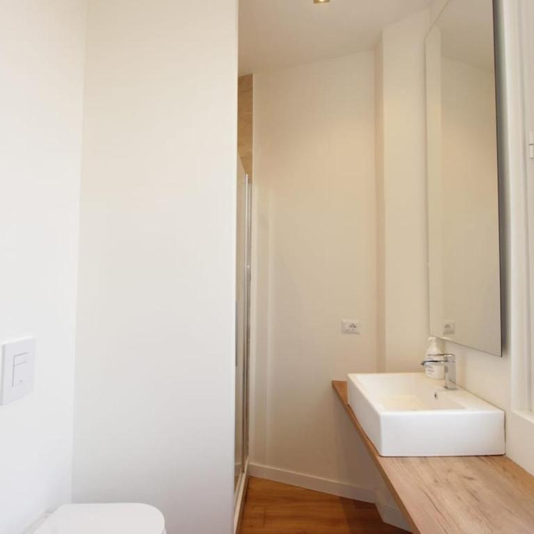Terrace Apartment near Trastevere Station - Appartamento con 2 Camere da Letto - 9