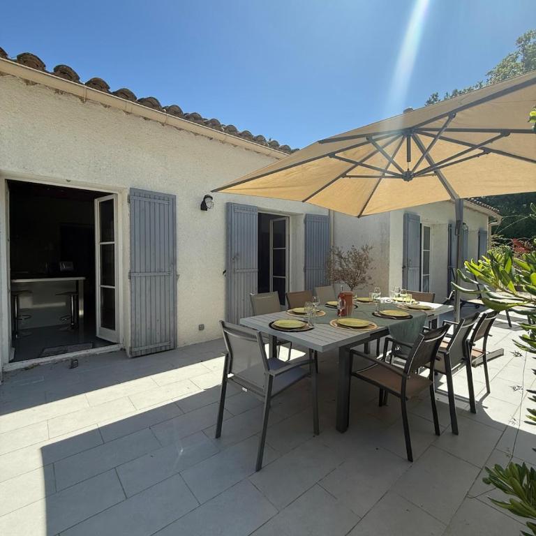 Belle Sorgue Les 3 Oliviers - Maison 5 Chambres - 6