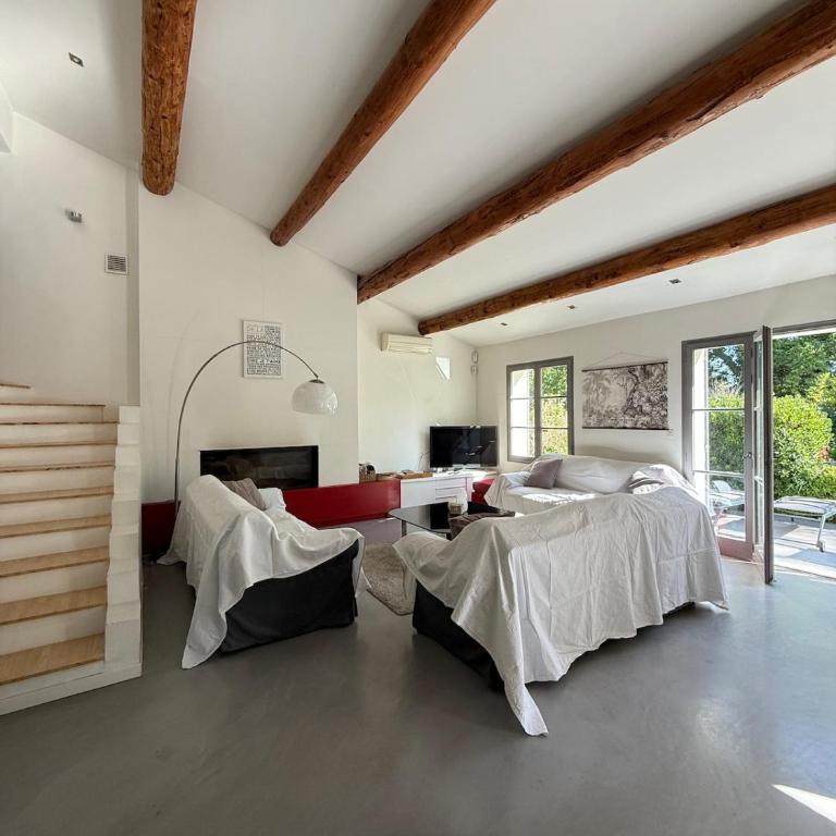 Belle Sorgue Les 3 Oliviers - Maison 5 Chambres - 21