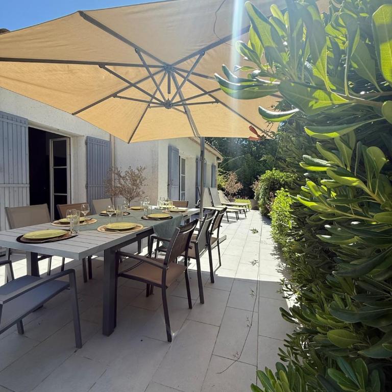 Belle Sorgue Les 3 Oliviers - Maison 5 Chambres - 49