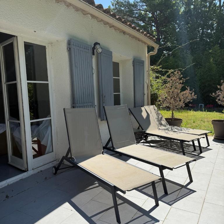 Belle Sorgue Les 3 Oliviers - Maison 5 Chambres - 53