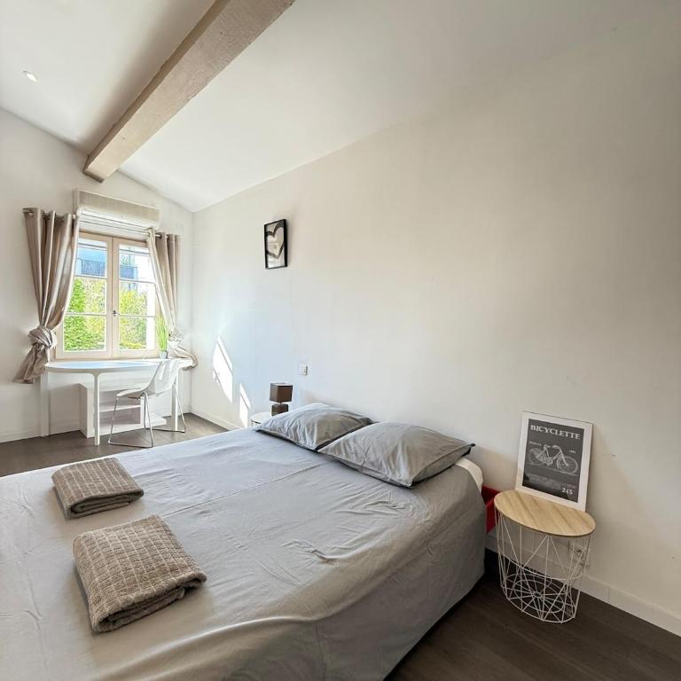 Belle Sorgue Les 3 Oliviers - Maison 5 Chambres - 77