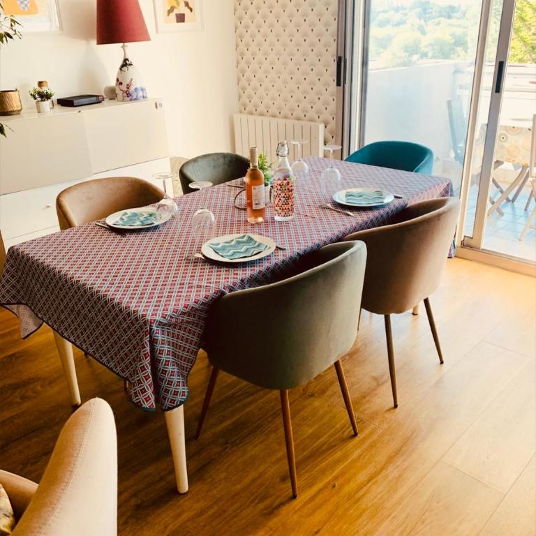 Magnifique T2 - Terrasse ensoleillée et parking privé - Appartement 1 Chambre - 4