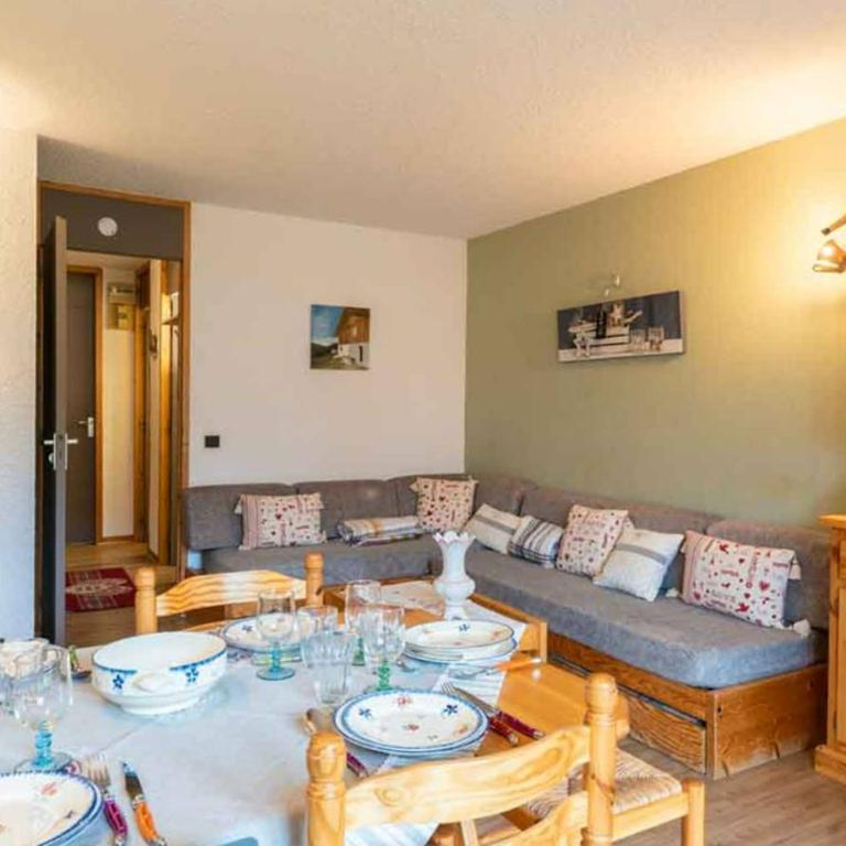 Pierrafort - One-Bedroom Apartment - 3