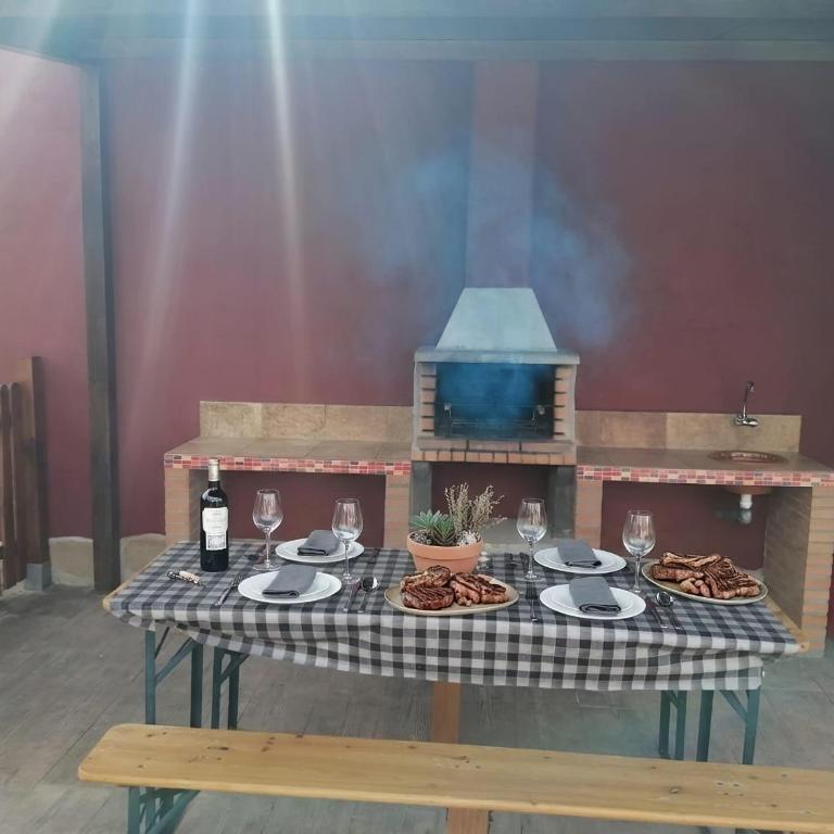 Casa con piscina solo aceptamos familias y parejas no grupos jovenes - Casa - 10