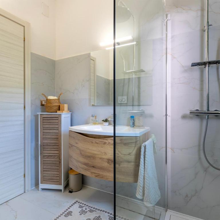 Itadhome - "Villino Calypso", con piscina, ampio giardino e BBQ, mare a 5min - Appartamento con 1 Camera da Letto e con Giardino - 34